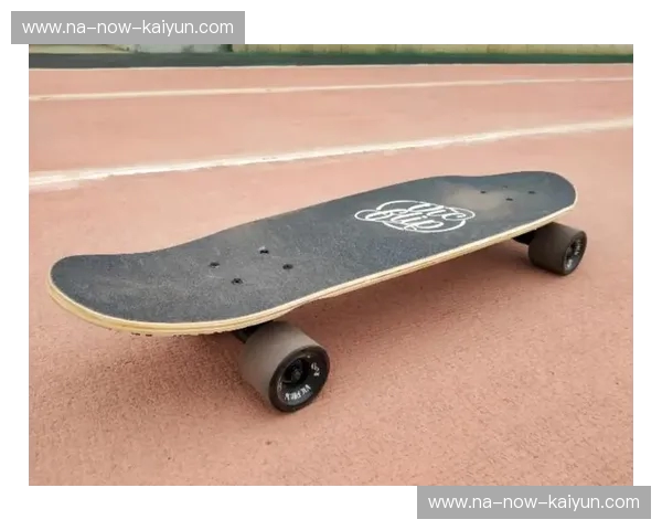 滑板分析:从零开始读懂你的下一块板